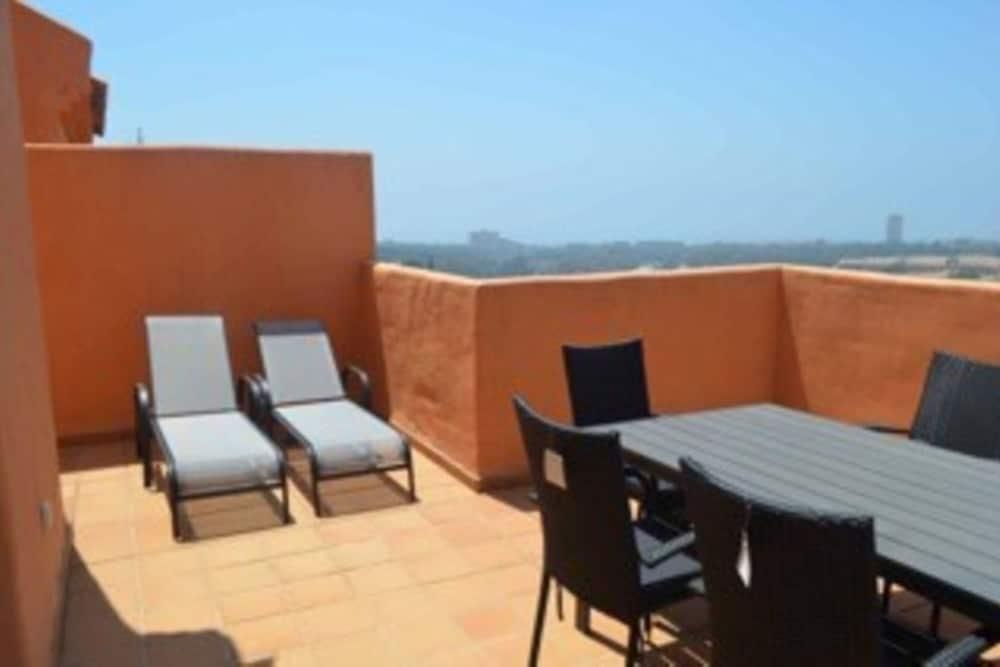 Luxury Duplex Penthouse with Sea Views ML26 - Balcony