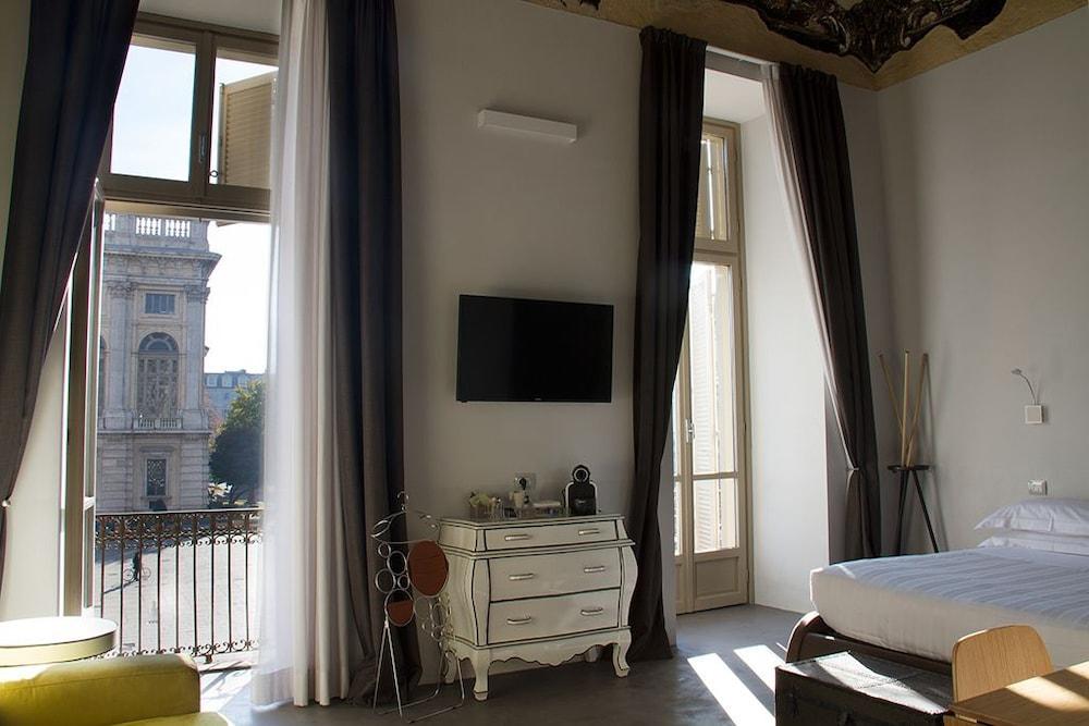 Piazza Castello Suite - Room