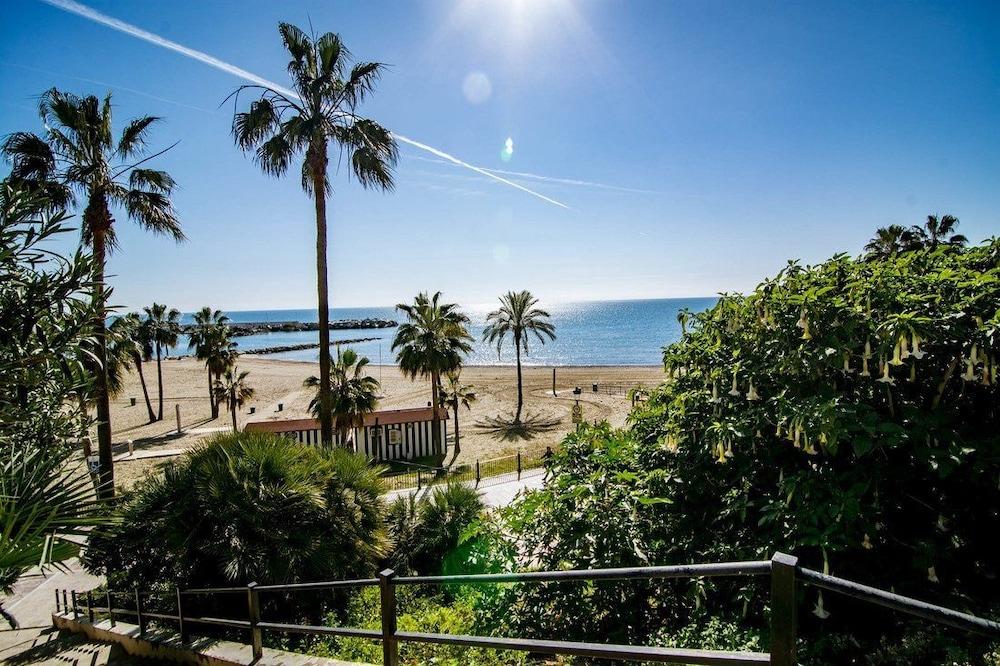 Apartment Marbella del mar-MDM Roomservice - View from Property