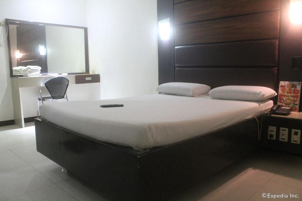 Halina Drive Inn Hotel - Pasay - Room