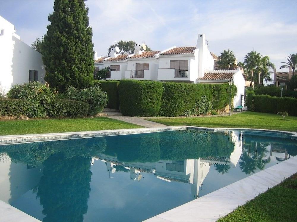 Villa en Senorio de Gonzaga - Pool