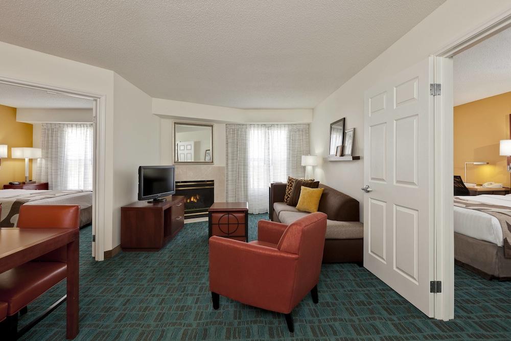 Residence Inn by Marriott Indianapolis Fishers - Room