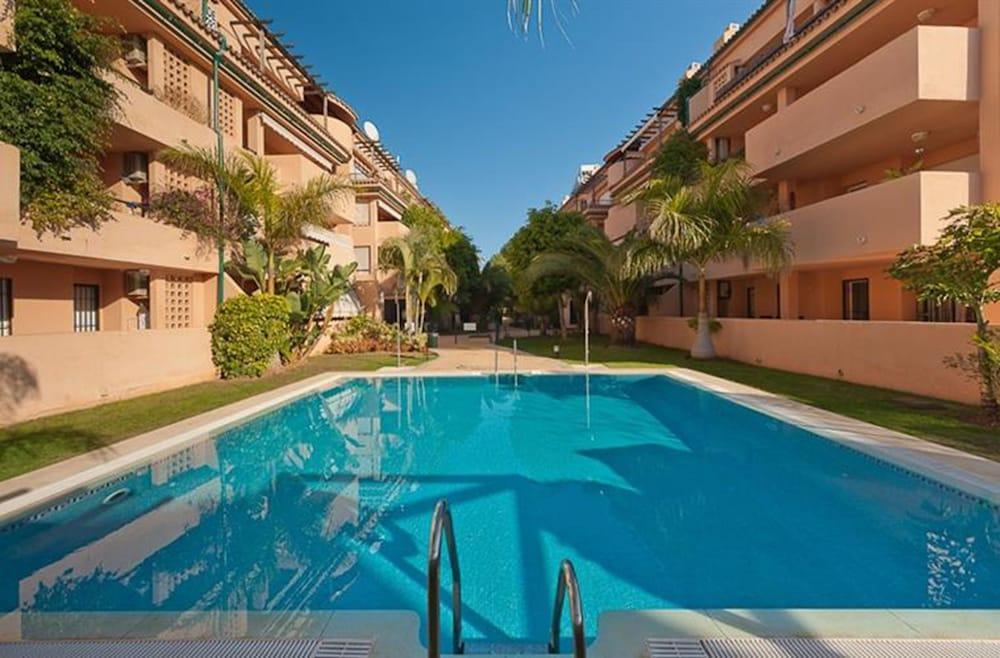 Apartamentos Residencial Playa Alicante - Outdoor Pool