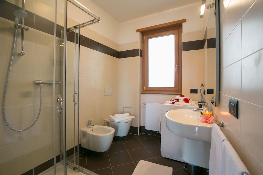 Residence degli Oleandri 5A - Bathroom