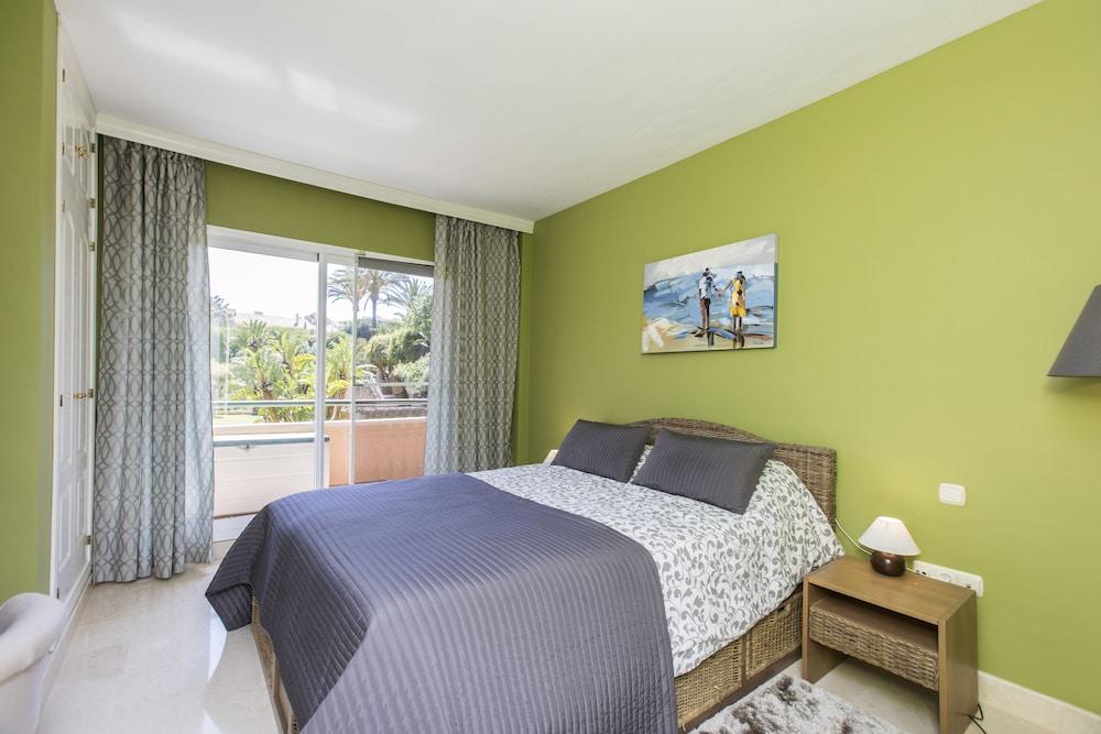 Perfect Location Between Golf and Beach - Room