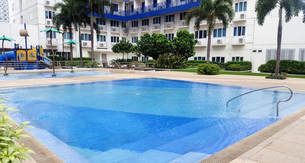 Jericho's Place at Sea Residences - Outdoor Pool