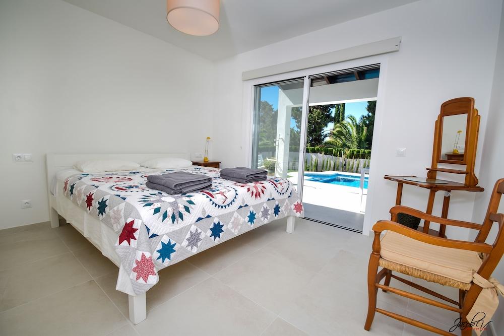 Great Villa Near Beach & Marbella - Room