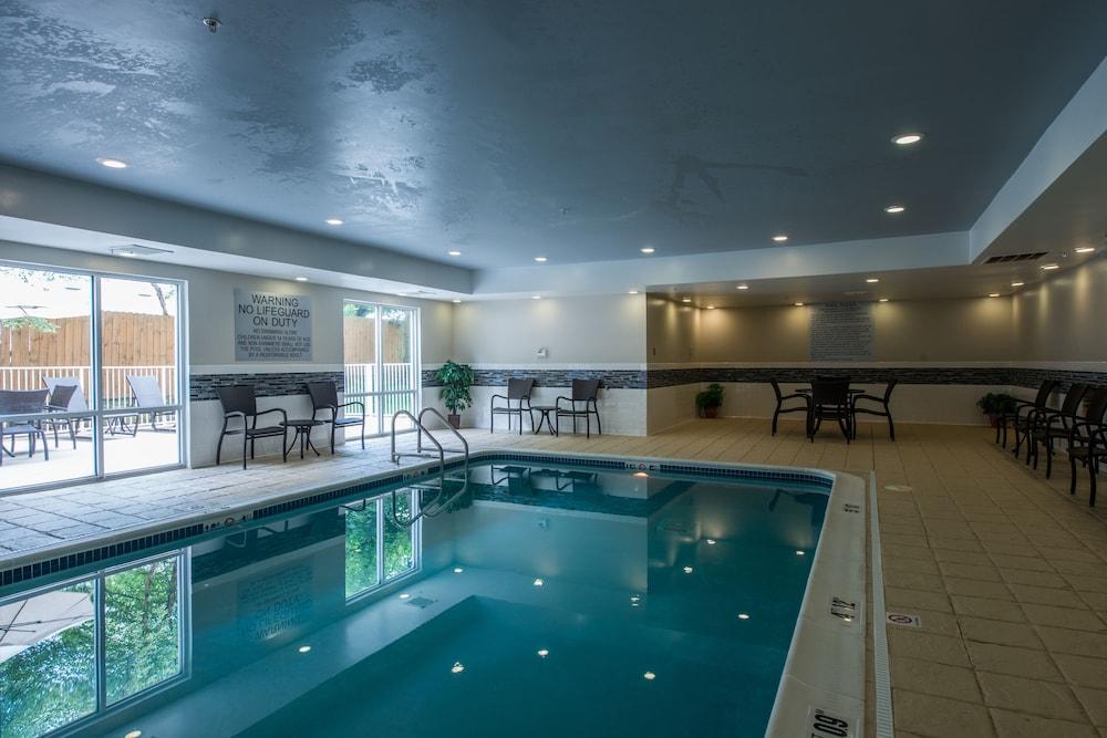 Fairfield Inn By Marriott Indianapolis Northwest - Indoor Pool