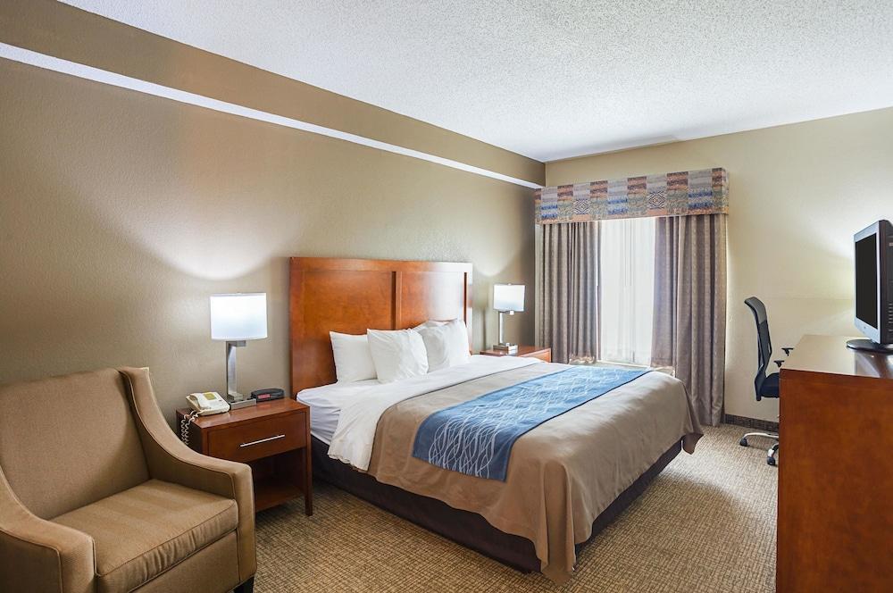 Comfort Inn Lincoln I-80 - Featured Image