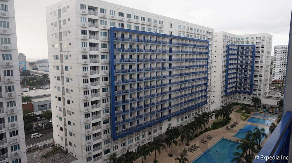 Homebound at Sea Residences Serviced Apartments - Exterior