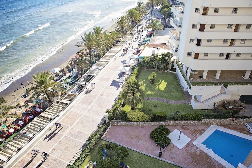 SunHome Marbella Estudio - Aerial View