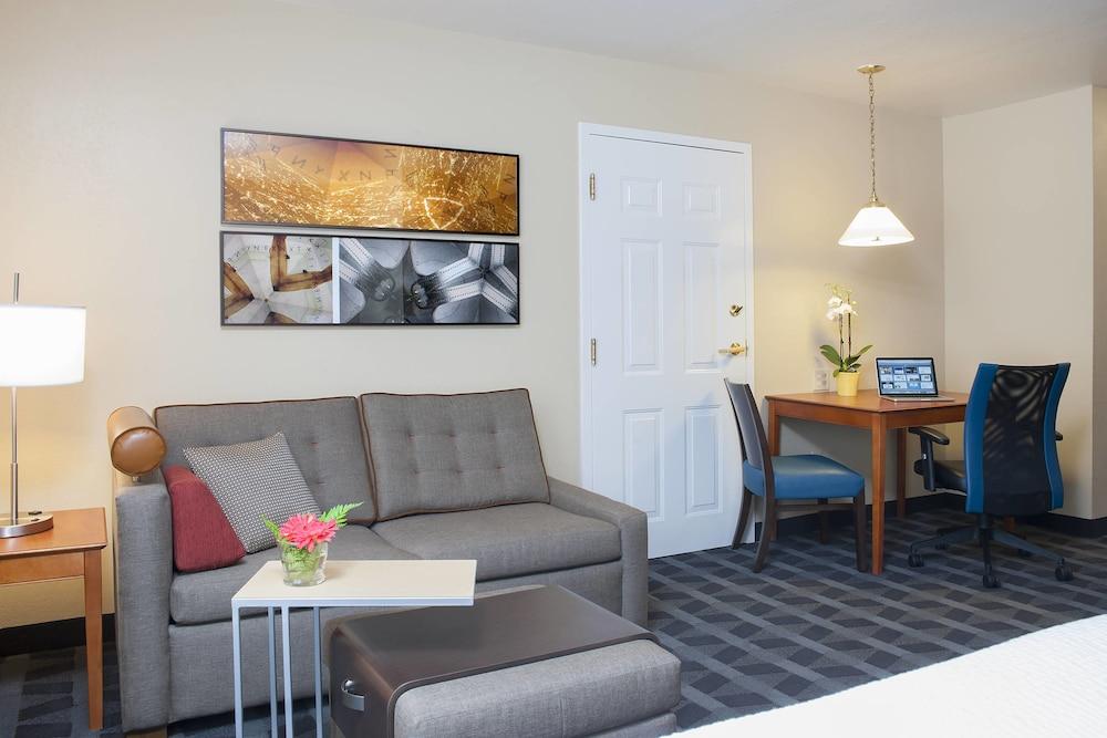 TownePlace Suites Indianapolis Keystone - Featured Image