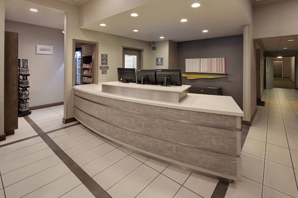 Residence Inn by Marriott Indianapolis Airport - Reception