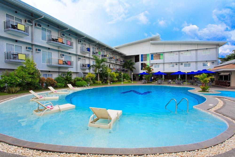 N Hotel - Outdoor Pool