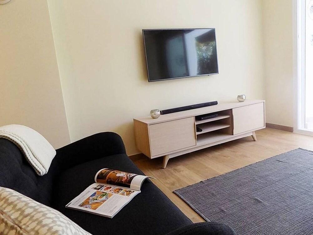 Marbella Golden Mile Luxury Apartment - Living Room