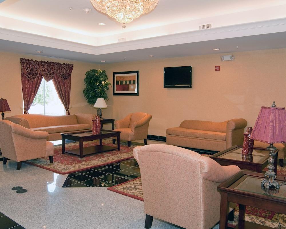 Comfort Suites near Indianapolis Airport - Interior
