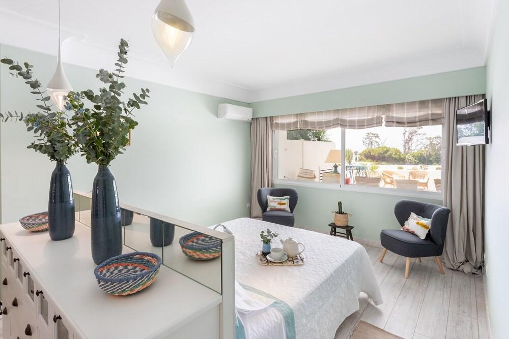 3BD Exclusive Apartment in Guadalmina Beach, Parque del sol - Room