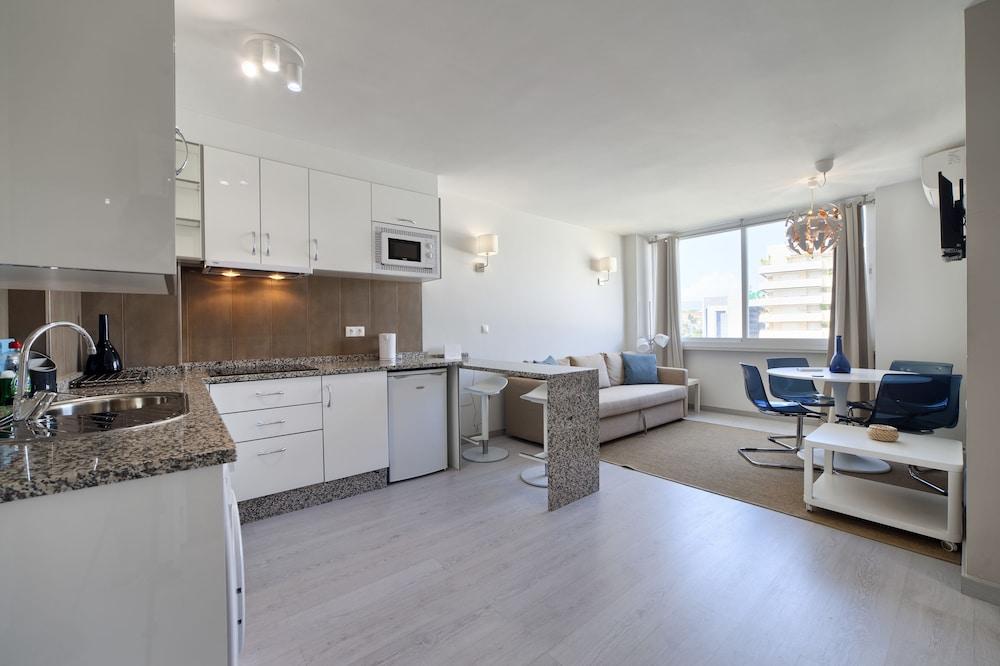 Second Line Beach Apartment - Featured Image