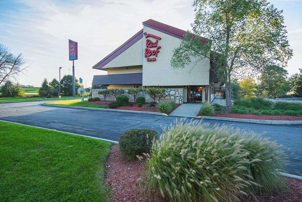 Red Roof Inn Indianapolis North - College Park - Property Grounds