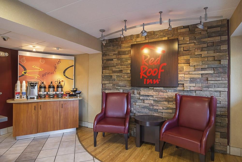 Red Roof Inn Indianapolis North - College Park - Lobby Lounge