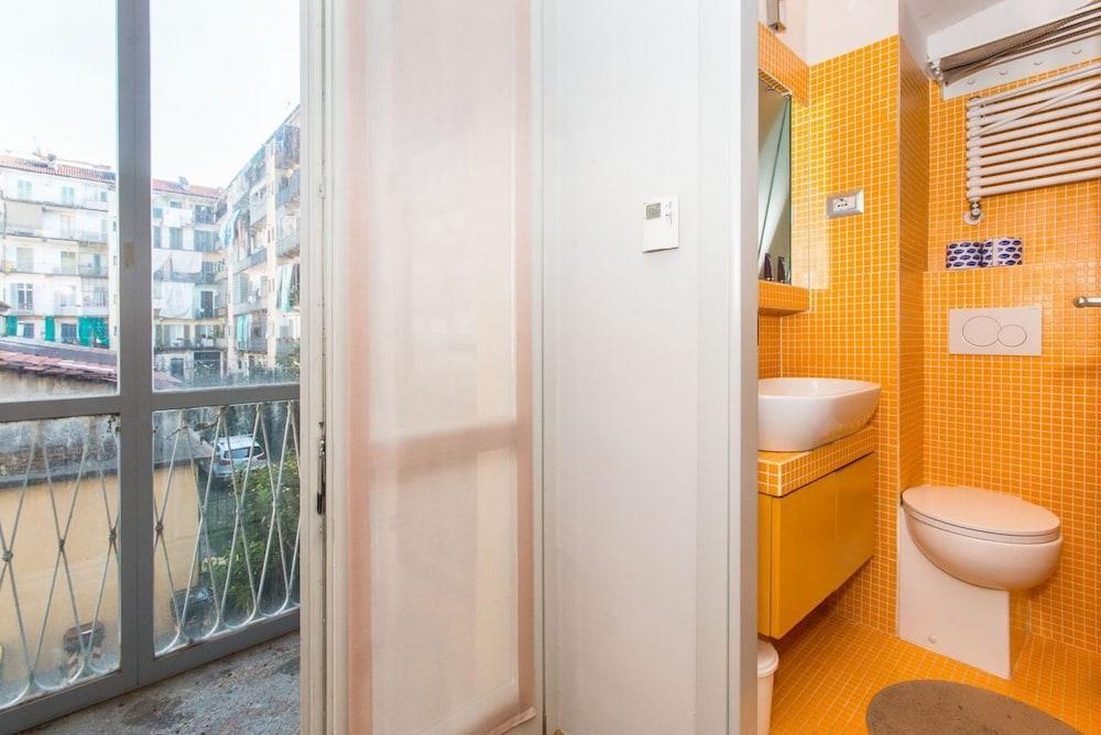Parco del Valentino Cozy Flat with balcony - Bathroom