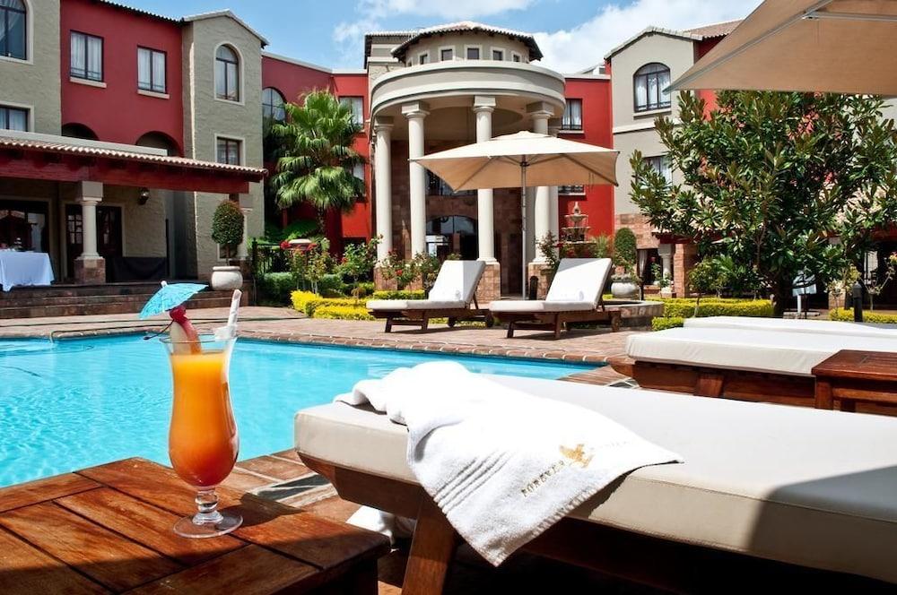 Forever Hotel At Centurion - Outdoor Pool