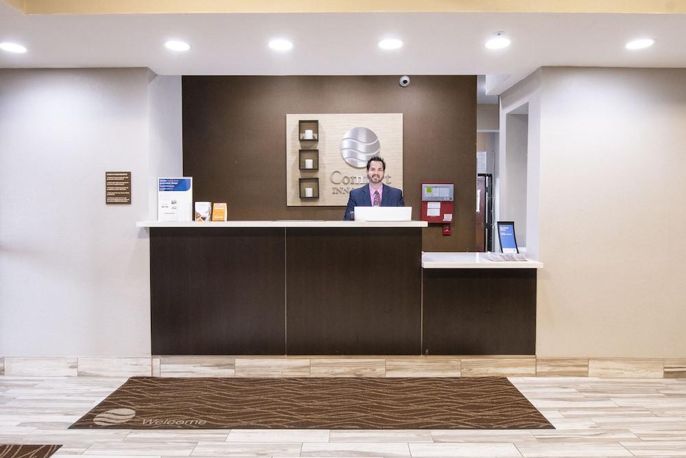 Comfort Inn and Suites Near Medical Center - Lobby