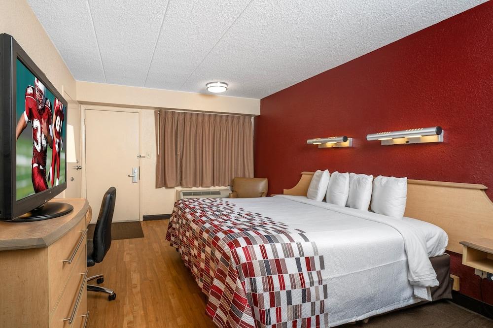 Red Roof Inn Indianapolis South - Room
