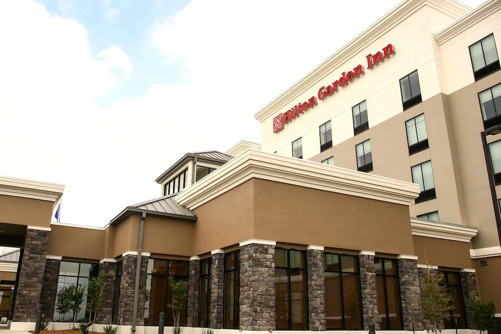 Hilton Garden Inn San Antonio-Live Oak Conference Center - Featured Image