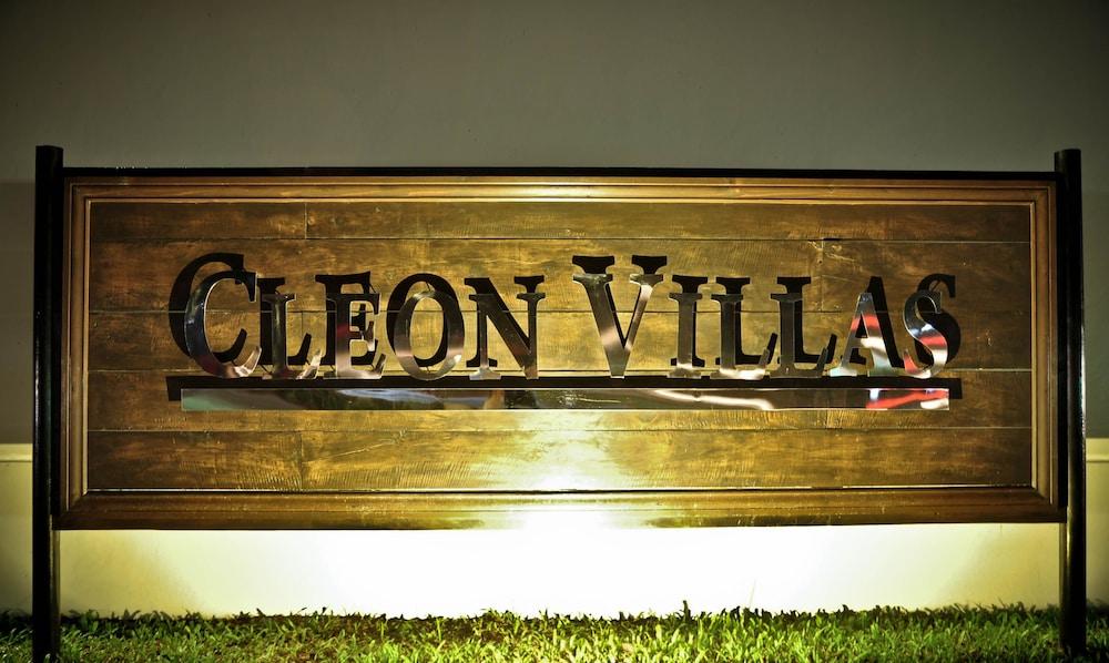 Cleon Villas Pension - Exterior detail