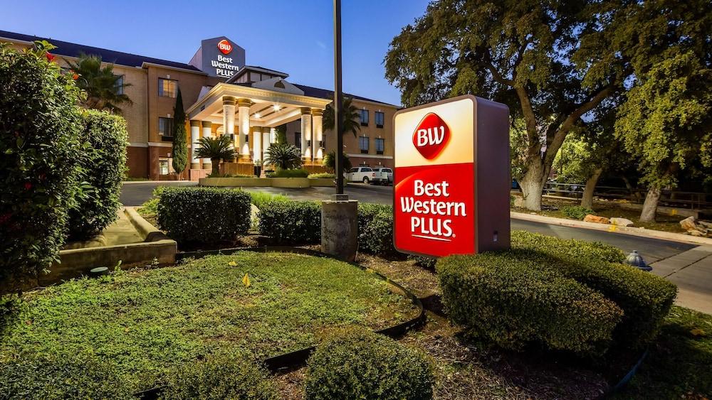 Best Western Plus Hill Country Suites - Featured Image