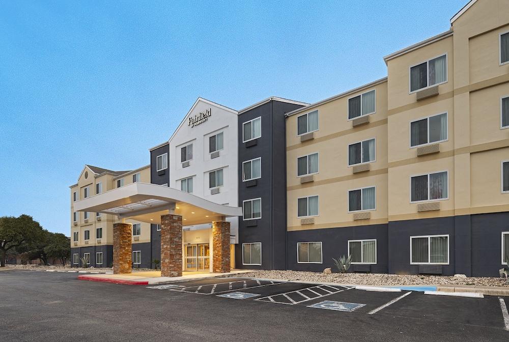 Fairfield Inn & Suites by Marriott San Antonio Market Square - Featured Image