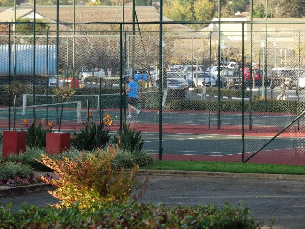 The Monte Carlo - Tennis Court