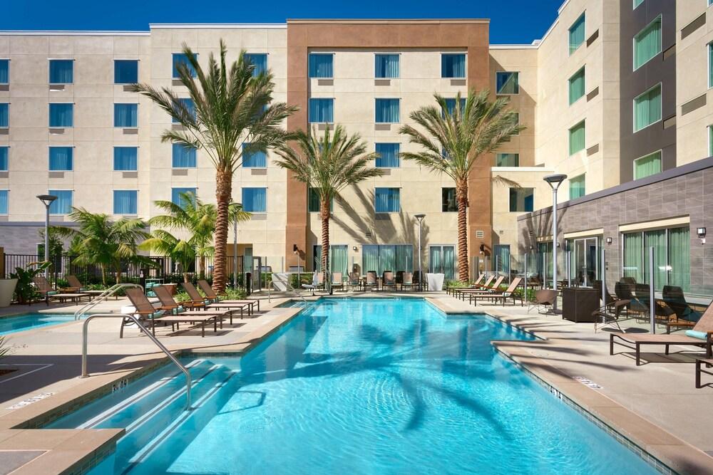 Courtyard by Marriott Los Angeles LAX/Hawthorne - Outdoor Pool