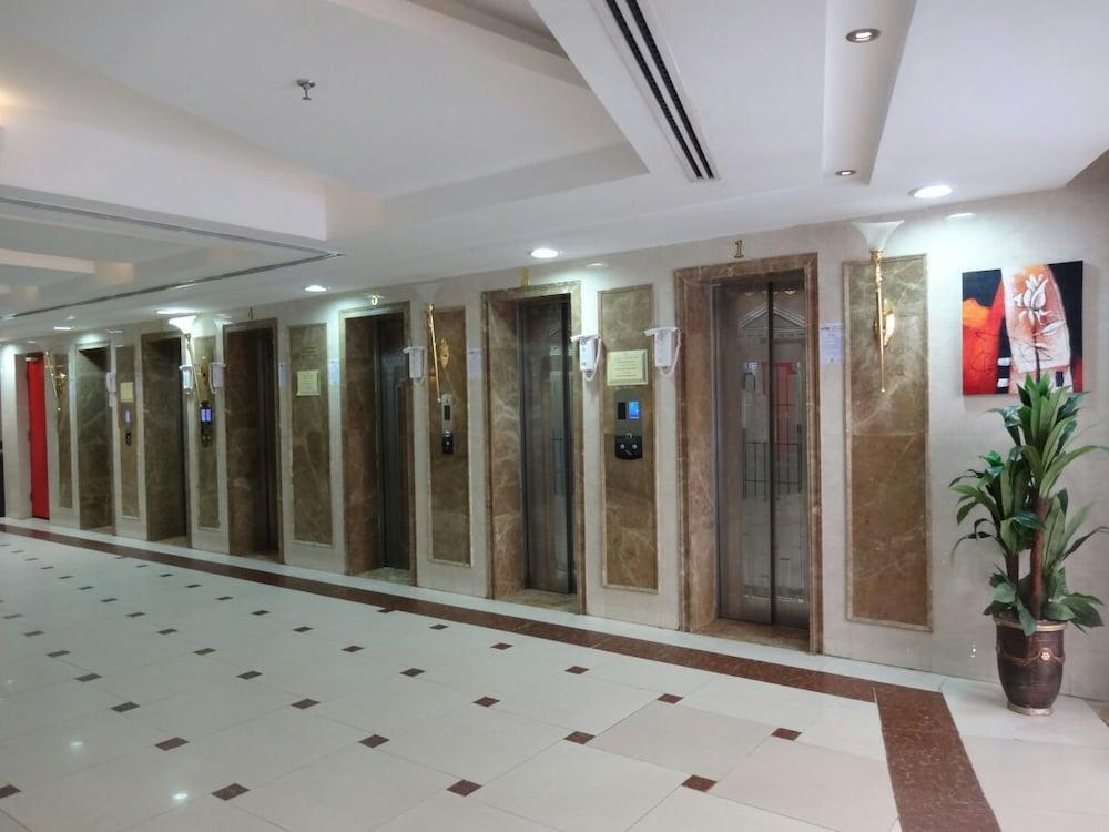 Maather Al Jiwaar Hotel - Lobby