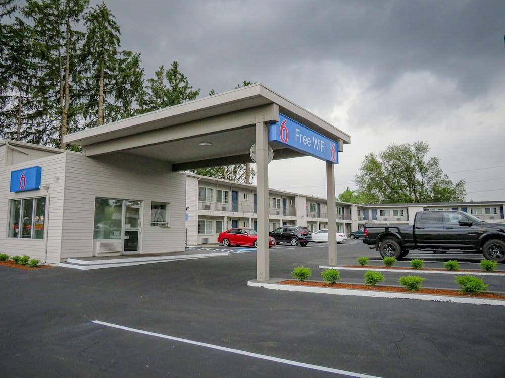 Motel 6 Tigard, OR - Portland Southwest - Featured Image