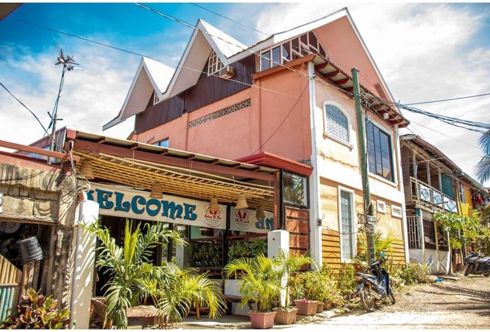 OYO 650 Bahay Ni Ate Bed And Breakfast - Featured Image