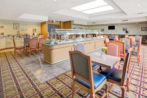 Four Points by Sheraton Englewood Centennial Airport - Others