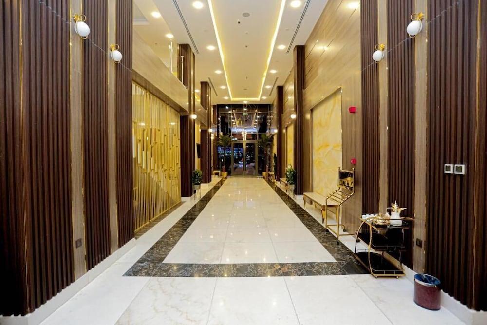 Tulip Plaza Hotel Hafr Al Batin - Interior Entrance