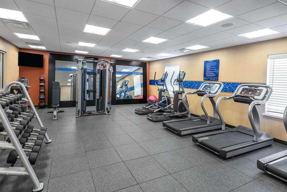 Hampton Inn & Suites San Antonio Brooks City Base - Fitness Facility