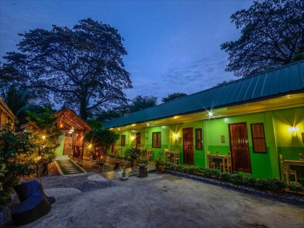 OYO 622 Butterfly Totem Guesthouse - Featured Image