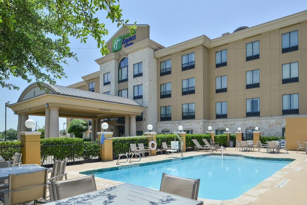 Holiday Inn Express & Suites San Antonio NW - Medical Area, an IHG Hotel - Outdoor Pool