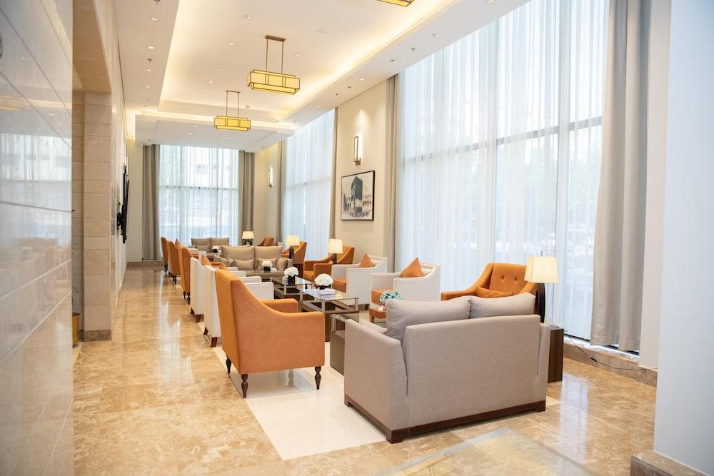 SUN & MOON Bacca Hotel - Lobby Sitting Area