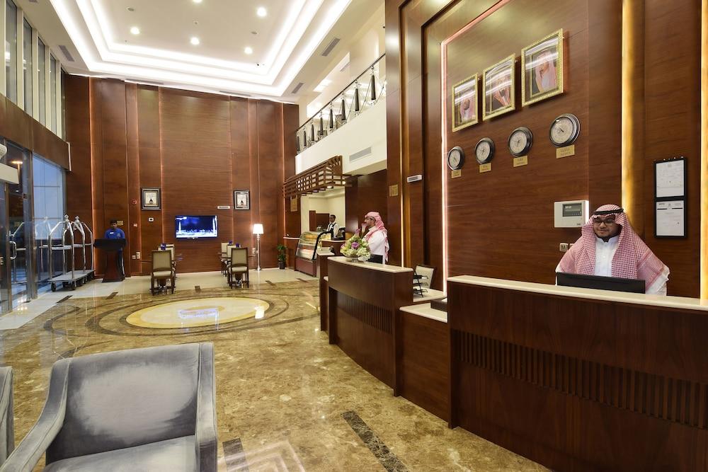 Zaha Al Munawara Hotel - Reception