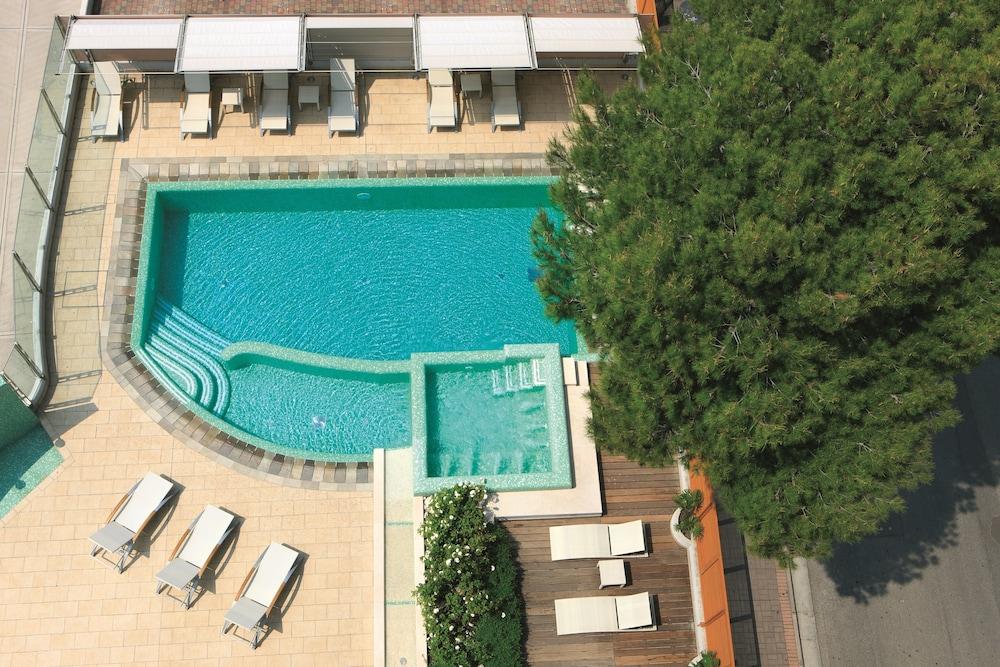 Hotel & Residence Il Teatro - Outdoor Pool