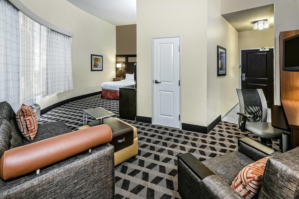 TownePlace Suites by Marriott San Antonio Downtown Riverwalk - Room