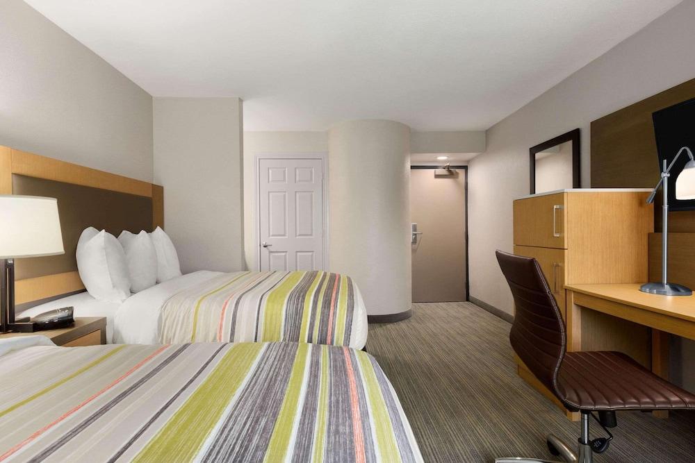 Country Inn & Suites by Radisson, San Antonio Medical Center, TX - Room