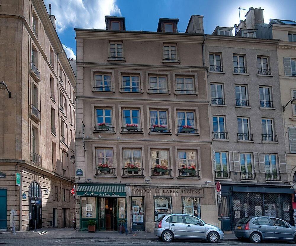 Hotel Les Rives De Notre Dame - Exterior