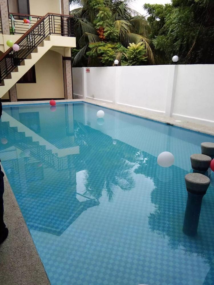 Mariner's Pension House - Pool