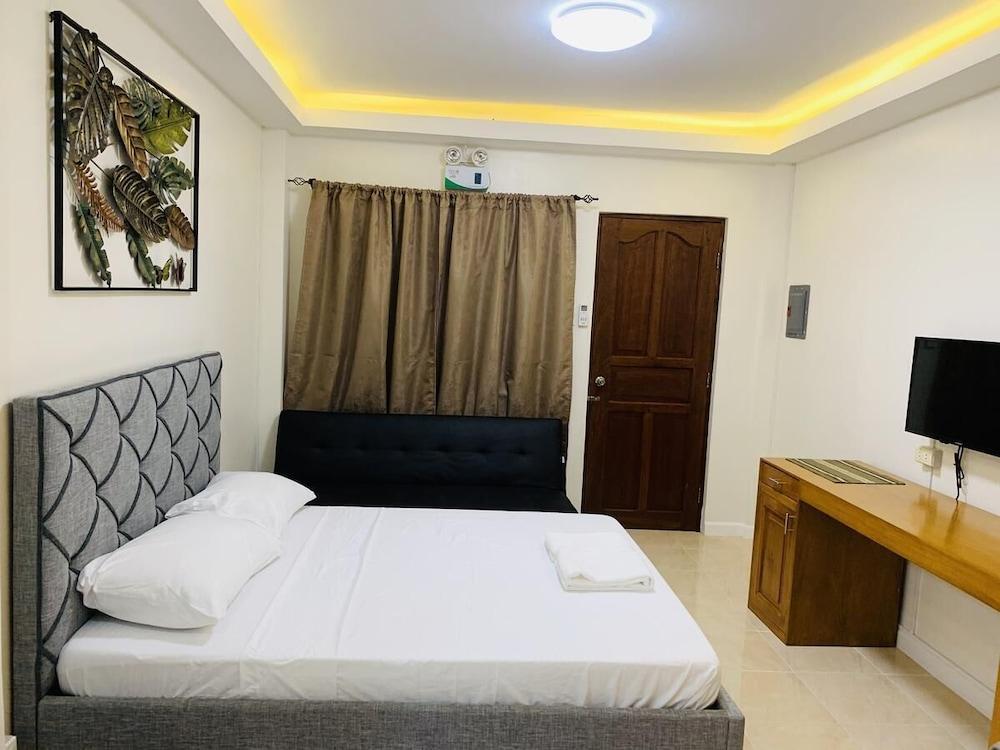 Balai Merina Bed & Breakfast - Room